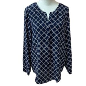 Joie 100% silk blouse. Size S. Navy & white